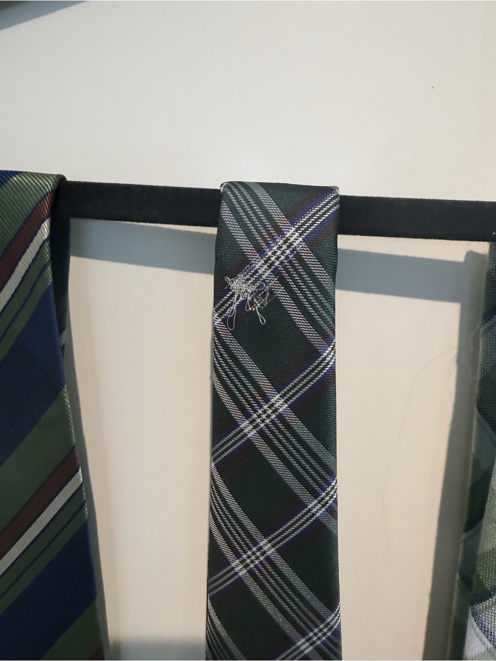 Men's Green Plaid and Striped Necktie Collection - Classic Green Ties (4) - Picture 3 of 3